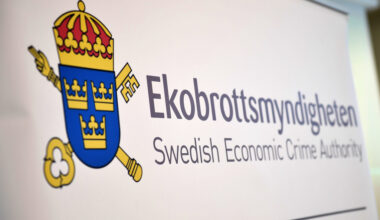 Brottsmisstänkt vd fick miljonbonus