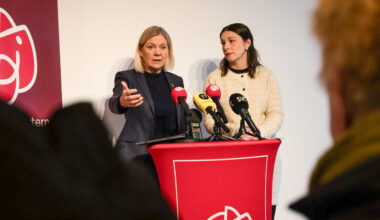 Magdalena Andersson och Teresa Carvalho på pressträff