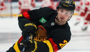 Säsongsdebut för svensken – efter 29 missade NHL-matcher