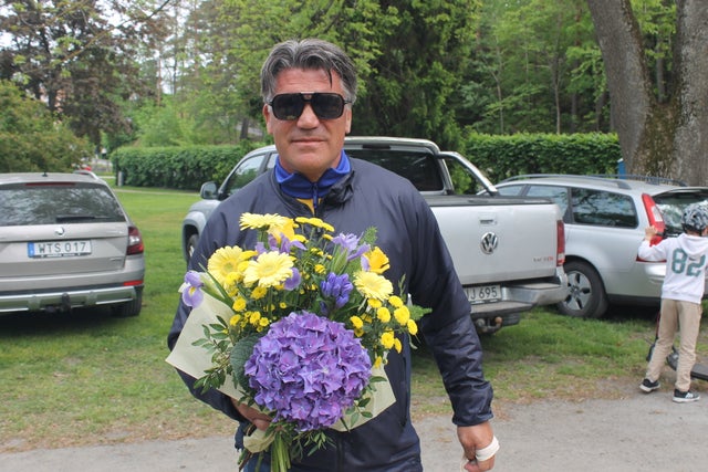 Bosse Andersson skålar alltid i samma champagne. 