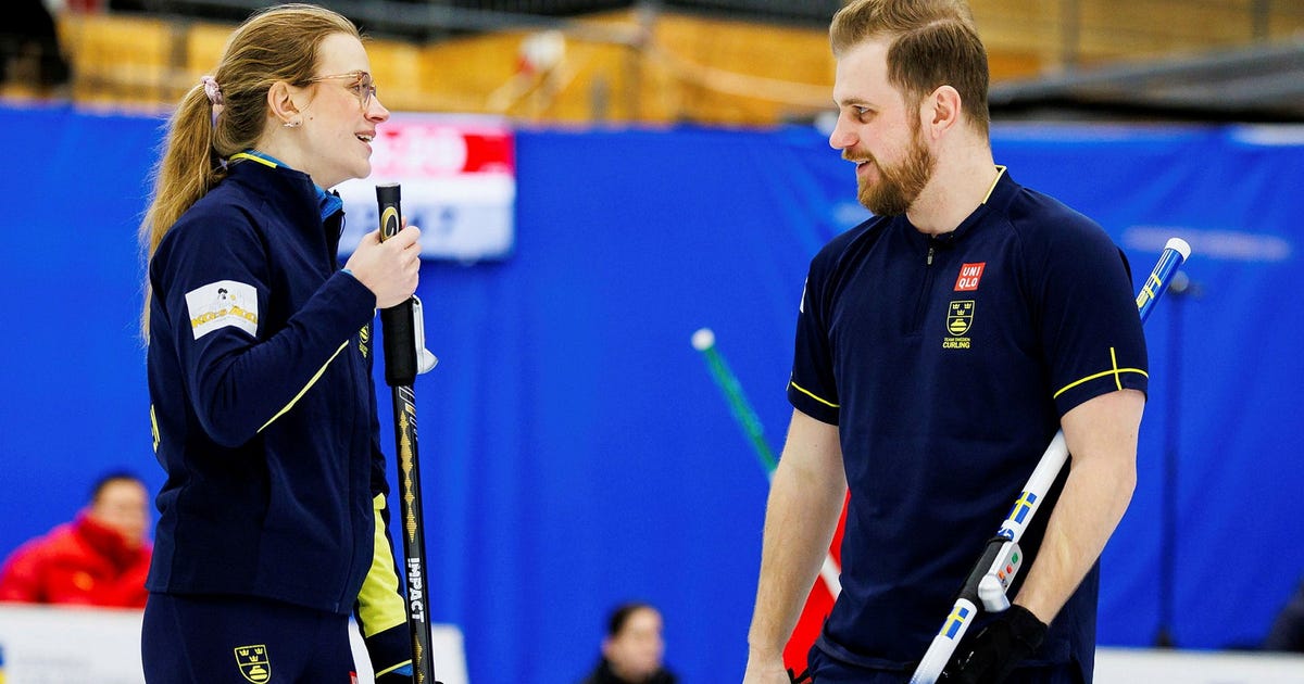 Båda svenska curlinglagen utslagna i kvartfinal i OS-genrep
