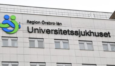 Socialtjänsten och vården skyller på varandra - Ekot