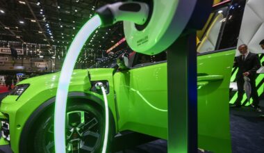 Europa skjuter elbilsövergången: ”Förhalar – och förlorar”