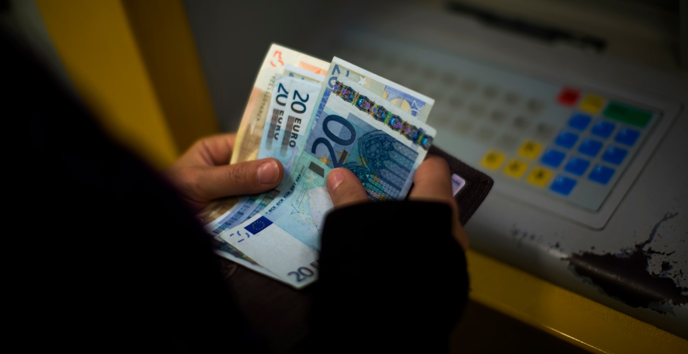 Blankt SD-nej till förslag om euron: ”Vansinne”