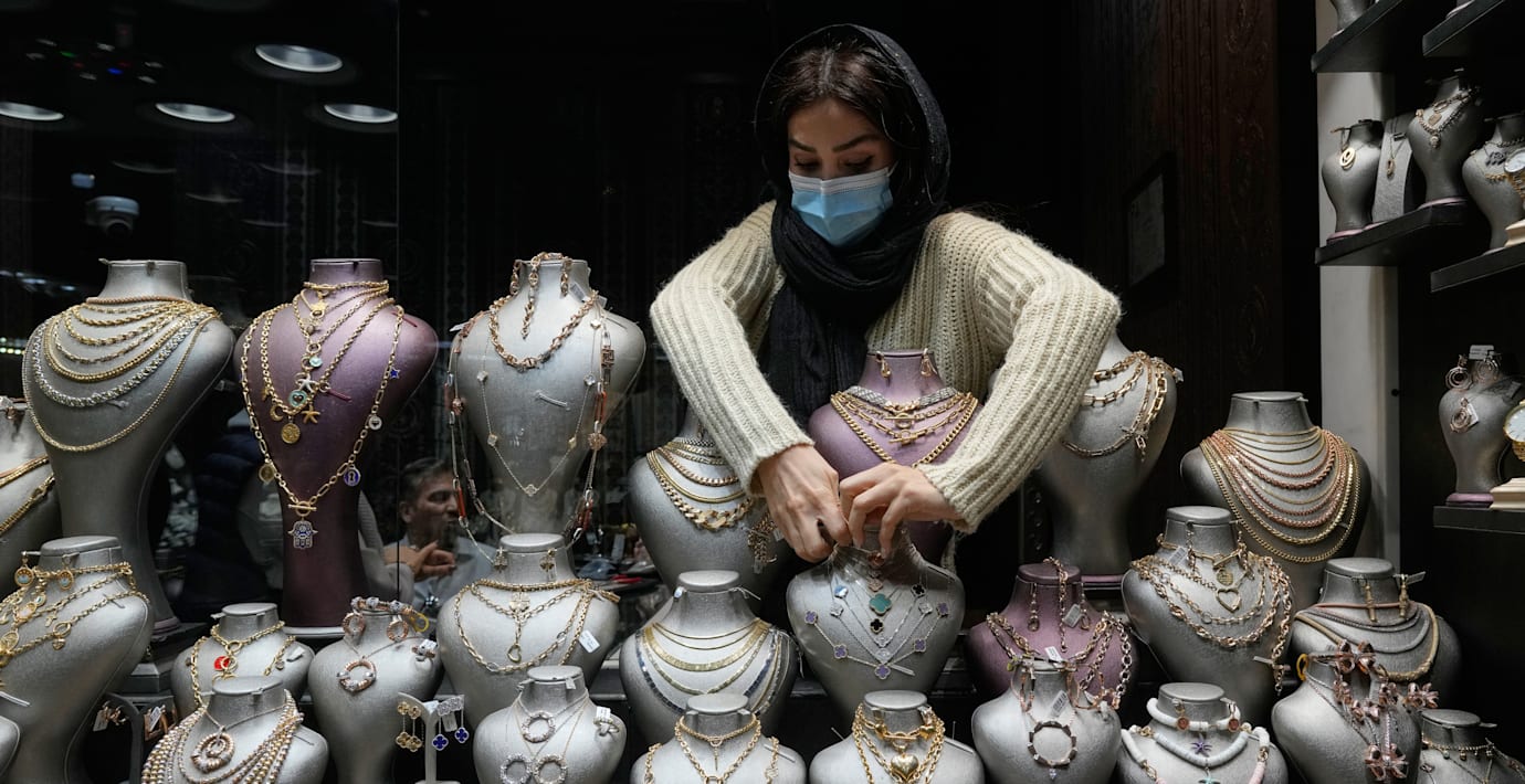 Rekordlåg valutakurs – risk för hyperinflation