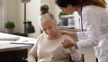 Kunskap saknas om våld mot äldre