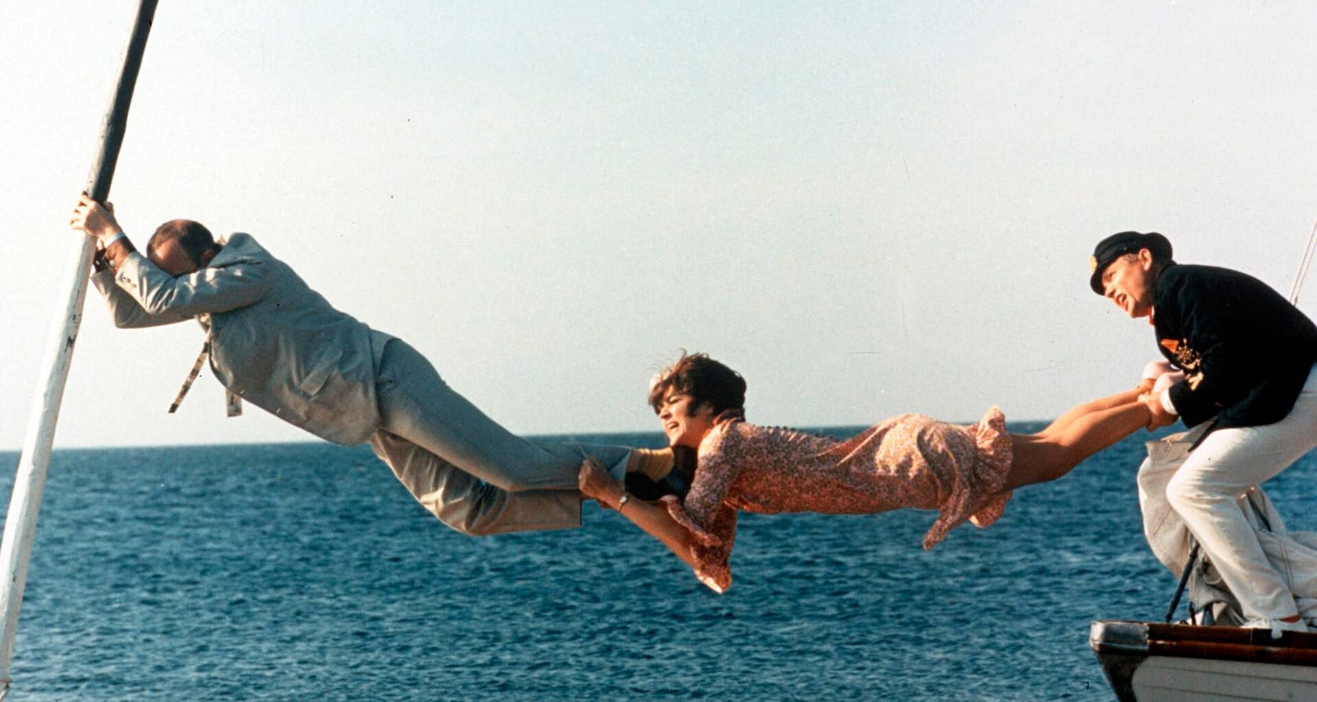 Klassikern från 1965 är en av tidernas bästa svenska komedier - se den gratis på SVT Play