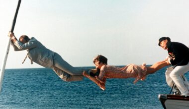 Klassikern från 1965 är en av tidernas bästa svenska komedier - se den gratis på SVT Play