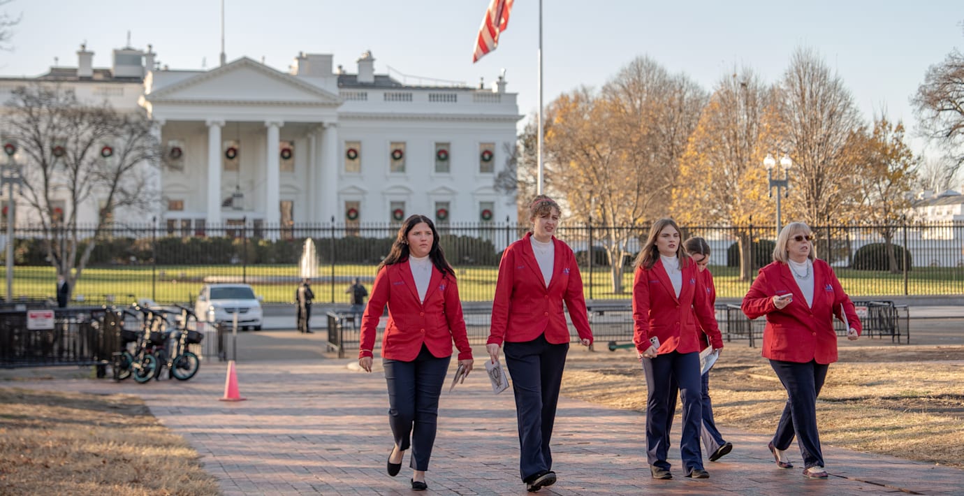 Nya balsalen klar strax innan Trump lämnar