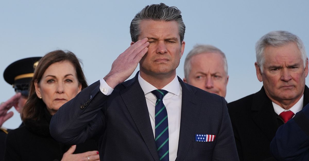 USA angriper misstänkta IS-mål i Syrien