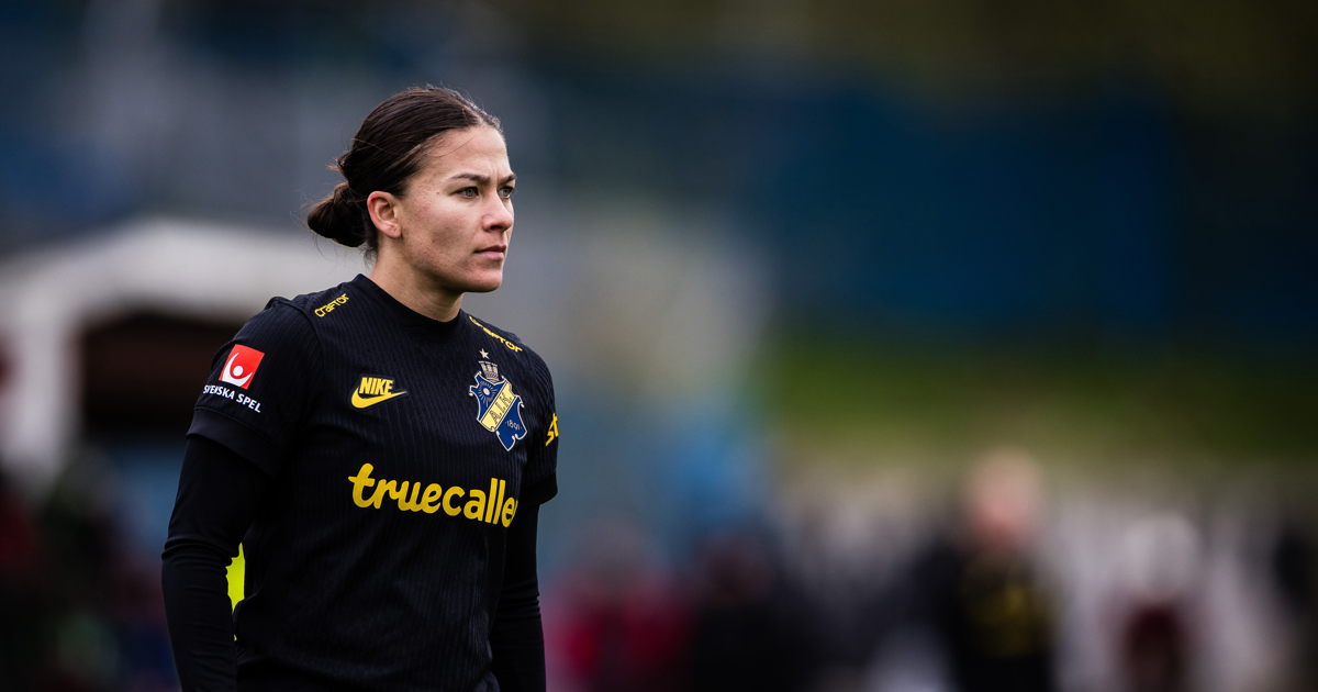 Angela Beard lämnar AIK Fotboll