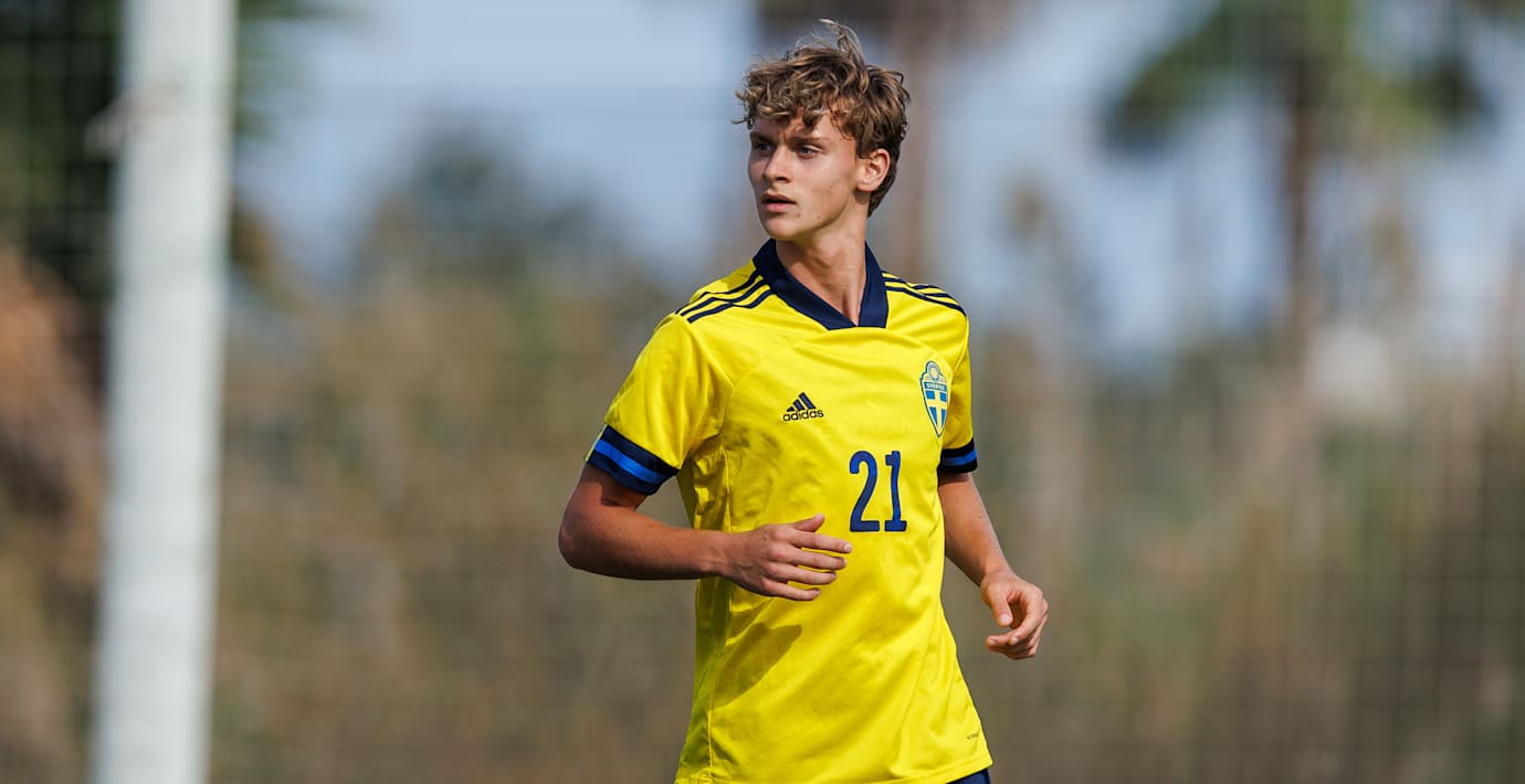 Unge Ibrahimovic får plats i Milans trupp