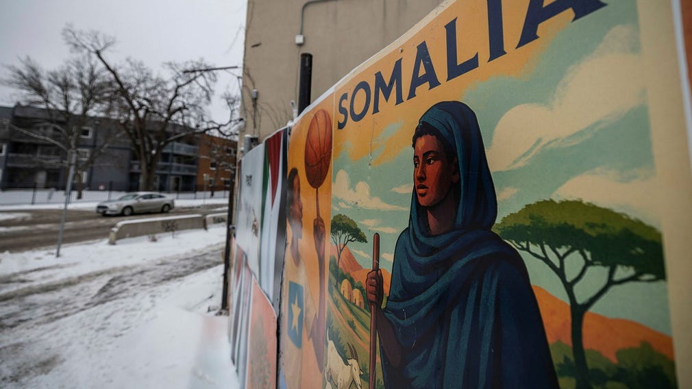 Väggmålning utanför Karmel Market i södra Minneapolis, en populär marknad för områdets amerikansk-somalier.