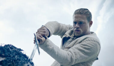 Charlie Hunnam som Arthur i "King Arthur: Legend of the Sword"