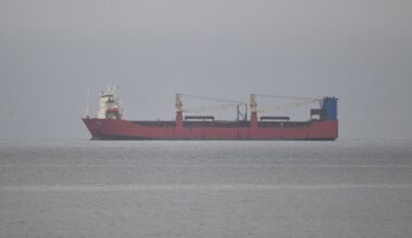 Ryskt fartyg utanför Höganäs bordat av svenska myndigheter