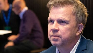 Richard Herrey lämnar Moderaterna | SVT Nyheter