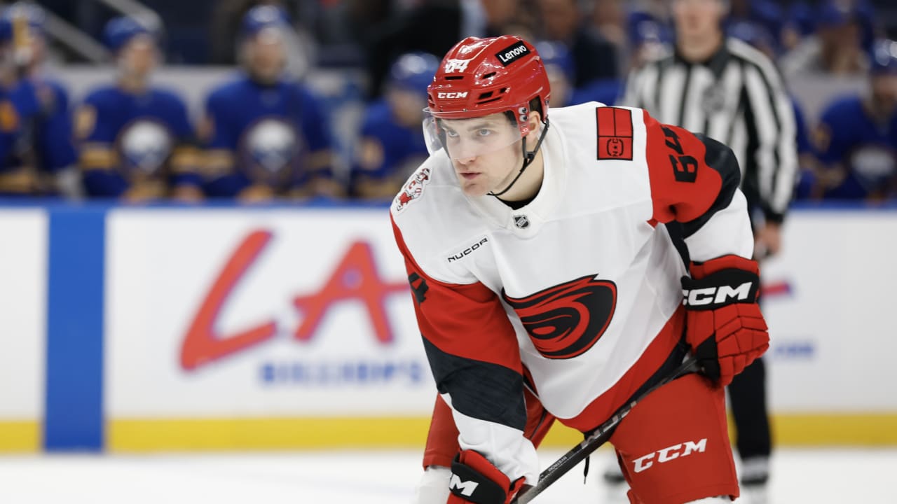 Hurricanes, Nyström överens om kontraktsförlängning