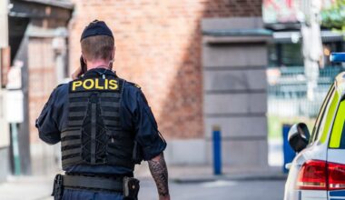 Man med yxa attackerade kommunkontor i Tensta