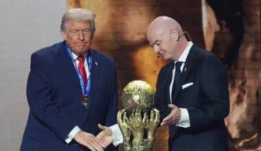 Infantino anmäls efter smickret av Trump