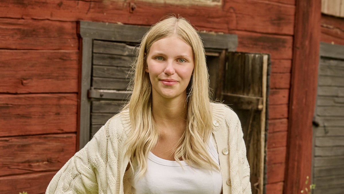 Tindra från Traryd dyker upp i Farmen: ”Det blev en käftsmäll” - Smålänningen