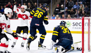 Andra raka segern i JVM – Sverige slog Schweiz