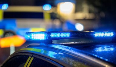 Fyrverkerier skjuts mot balkonger i Södertälje