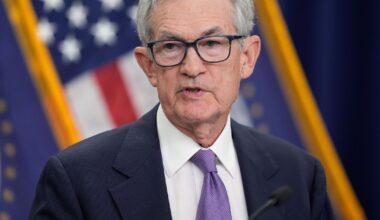 Fed sänker styrräntan en kvarts procentenhet