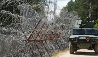 Polen stärker gränsen med drönarförsvar för miljarder