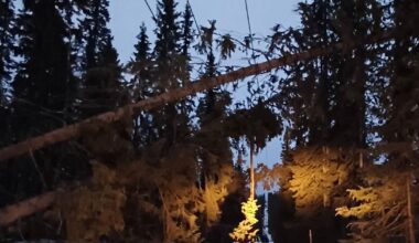 Hundratals fortfarande utan ström i Jämtlands län