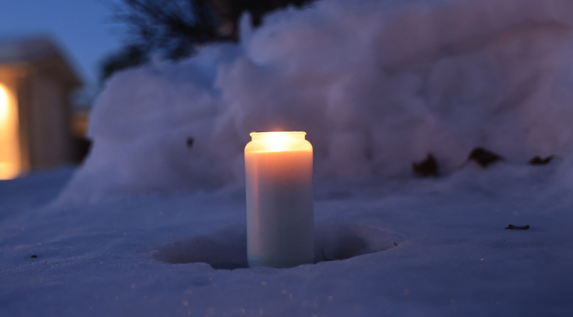 En kvinna dödades i ett vansinnesdåd i Boden på juldagen.