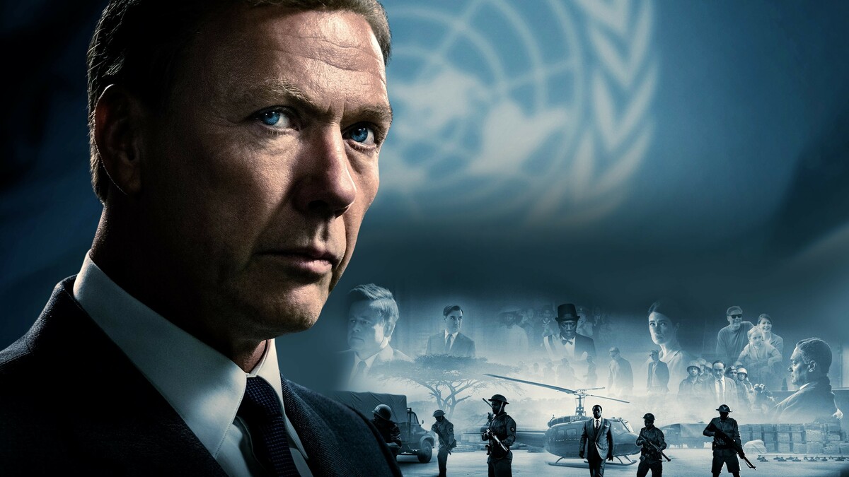 Micke Persbrandt är en allvarlig man i "Hammarskjöld".