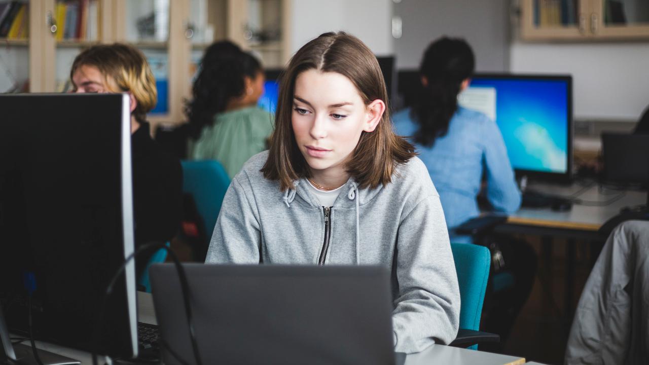 Nya utmaningar för elever när Google möter ChatGPT i skolan