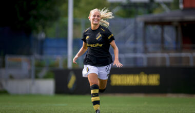 Olivia Lindstedt förlänger över 2026