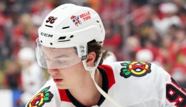 Bedard utgick skadad när Blackhawks föll mot Blues