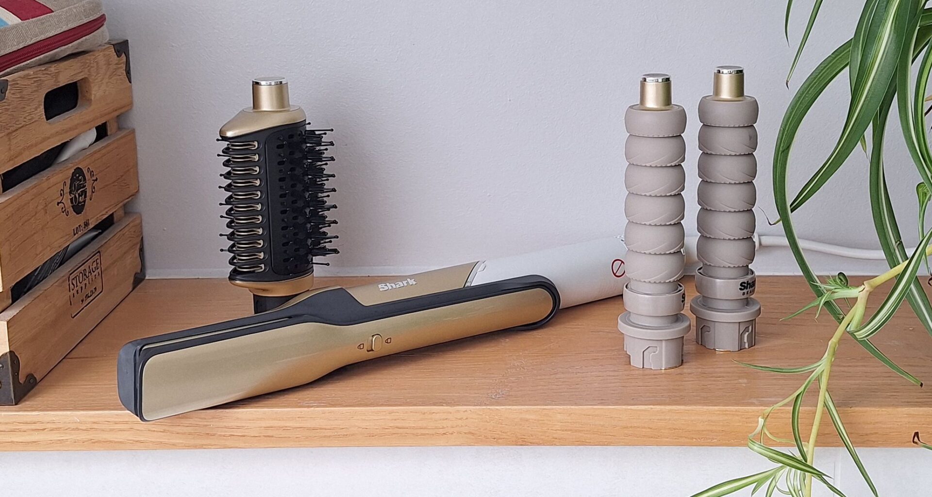 Jag har testat Shark Glam Multi-Styler och det är ett coolt koncept som faller på ett märkligt designbeslut