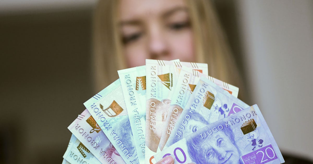 Höjd pension och sänkt skatt för de rikaste – så mycket mer får du i plånboken 2026 – Arbetet