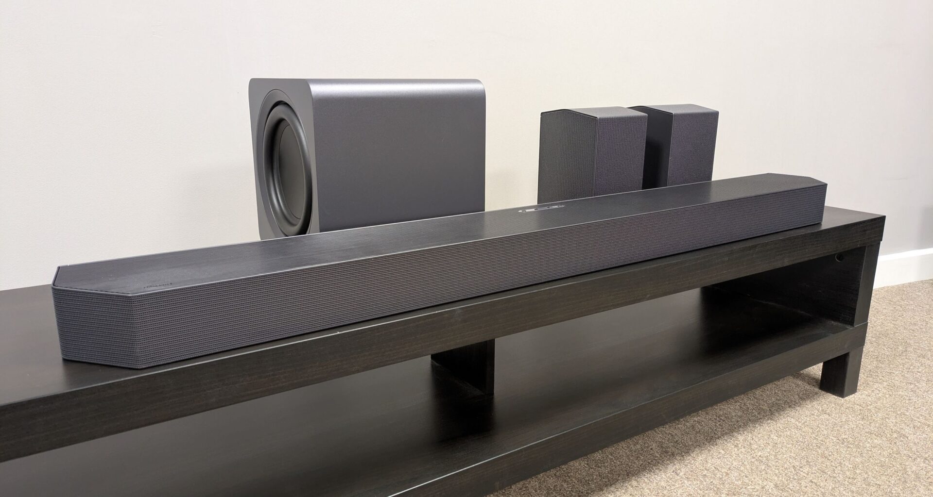 Samsung avslöjar två nya Dolby Atmos-soundbars inför CES