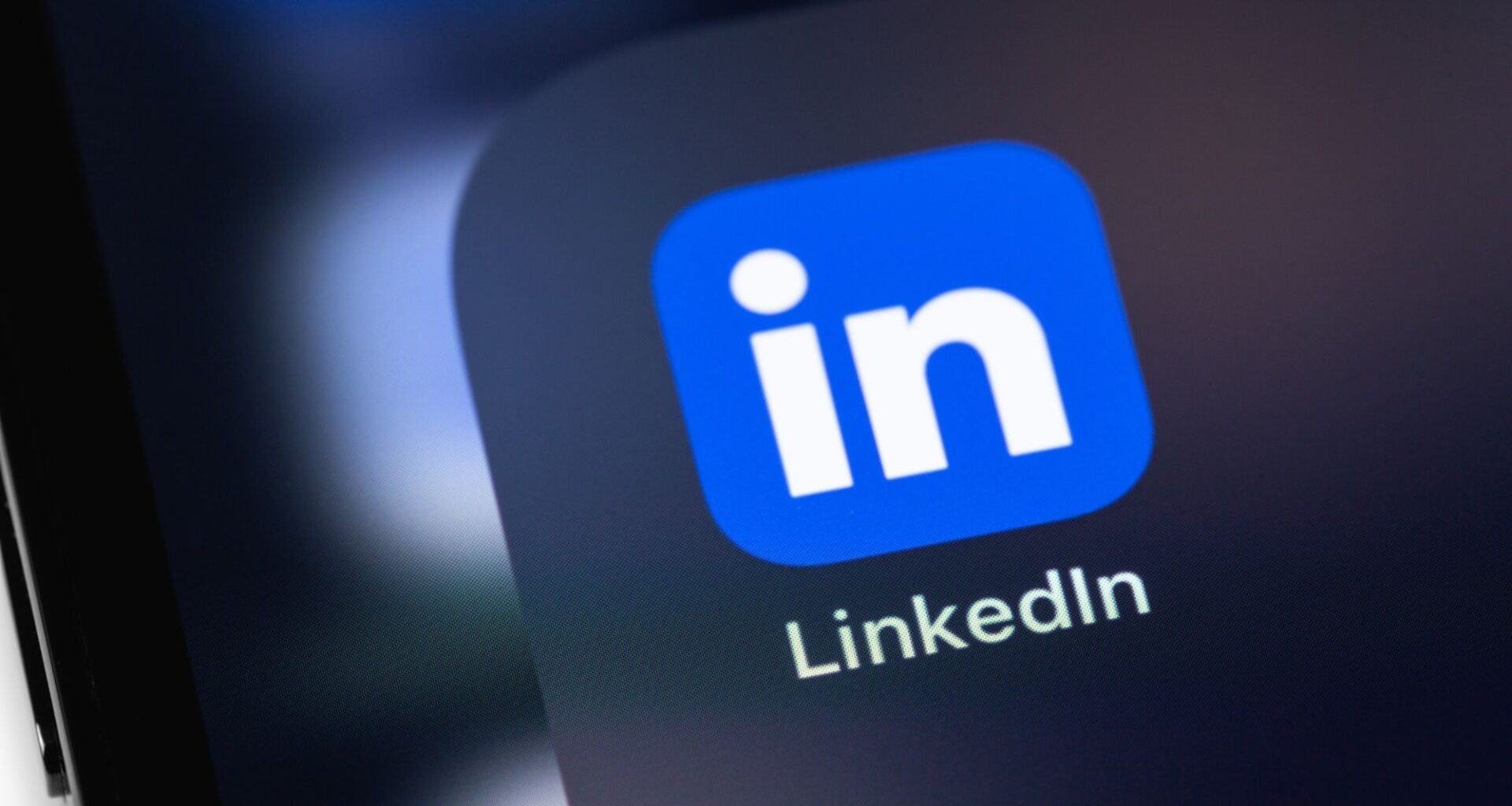 LinkedIn vill att alla användare ska verifieras