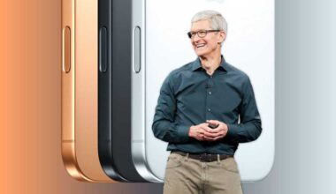 Tim Cook iPhone 17