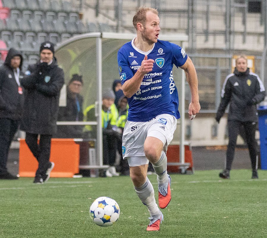 Eythor Björgolfsson lämnar Umeå FC