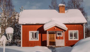 Villa på vintern. Foto: Envato.