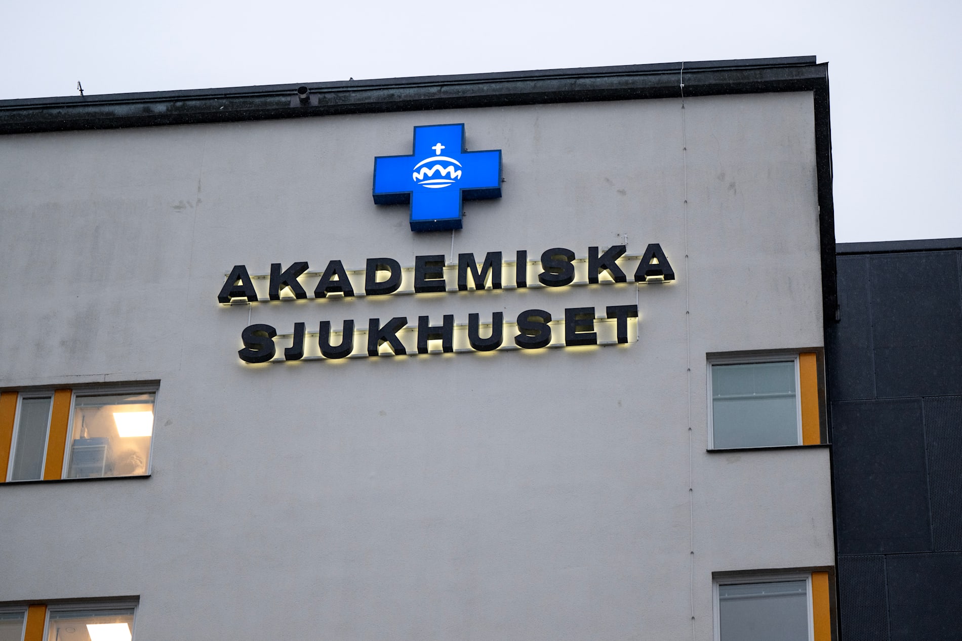 Tillståndet är kritiskt för det barn som vårdas på Akademiska sjukhuset efter en snöolycka. Arkivbild.