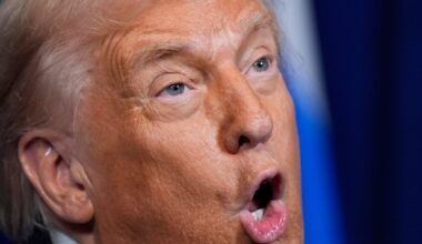 Trump hotar Iran efter dödliga protester