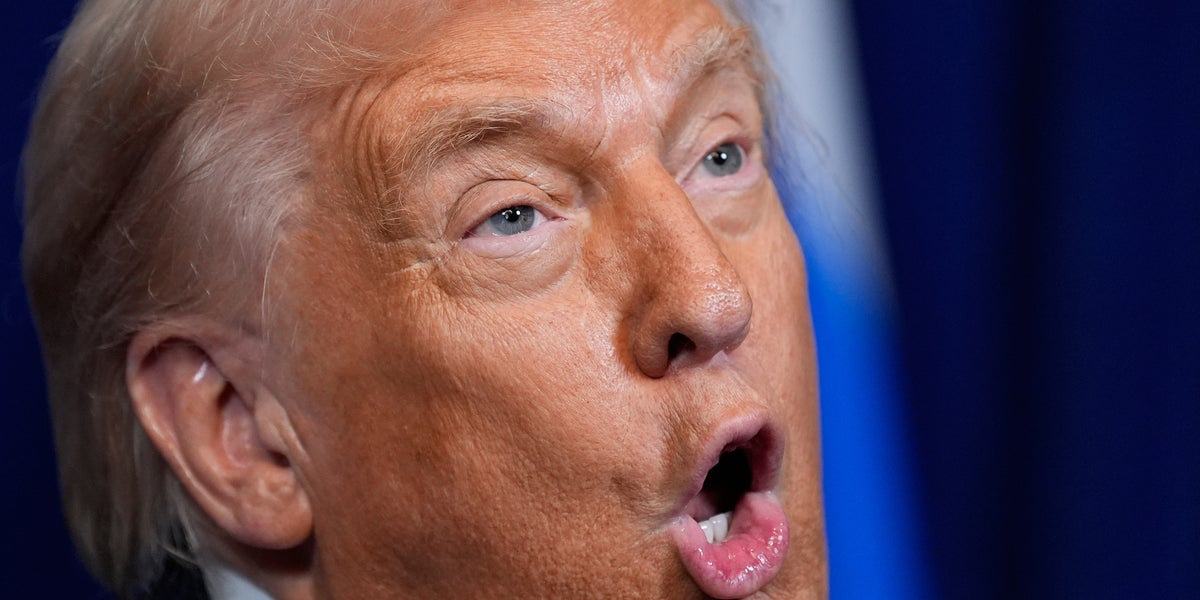 Trump hotar Iran efter dödliga protester