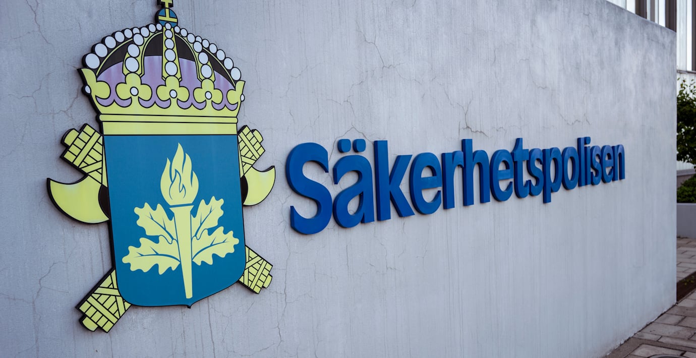 Den misstänkte spionen har tidigare jobbat inom Försvarsmakten