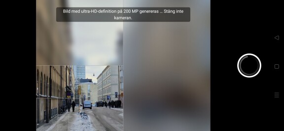 200MP-bilder tar en stund att spara.