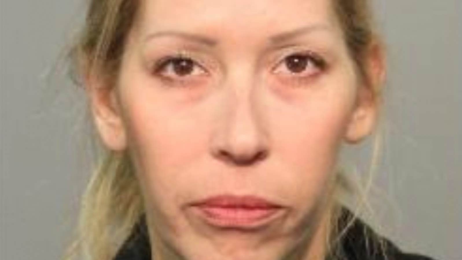 ”Party-mamman” ordnade sprit- och sexfester åt barnen