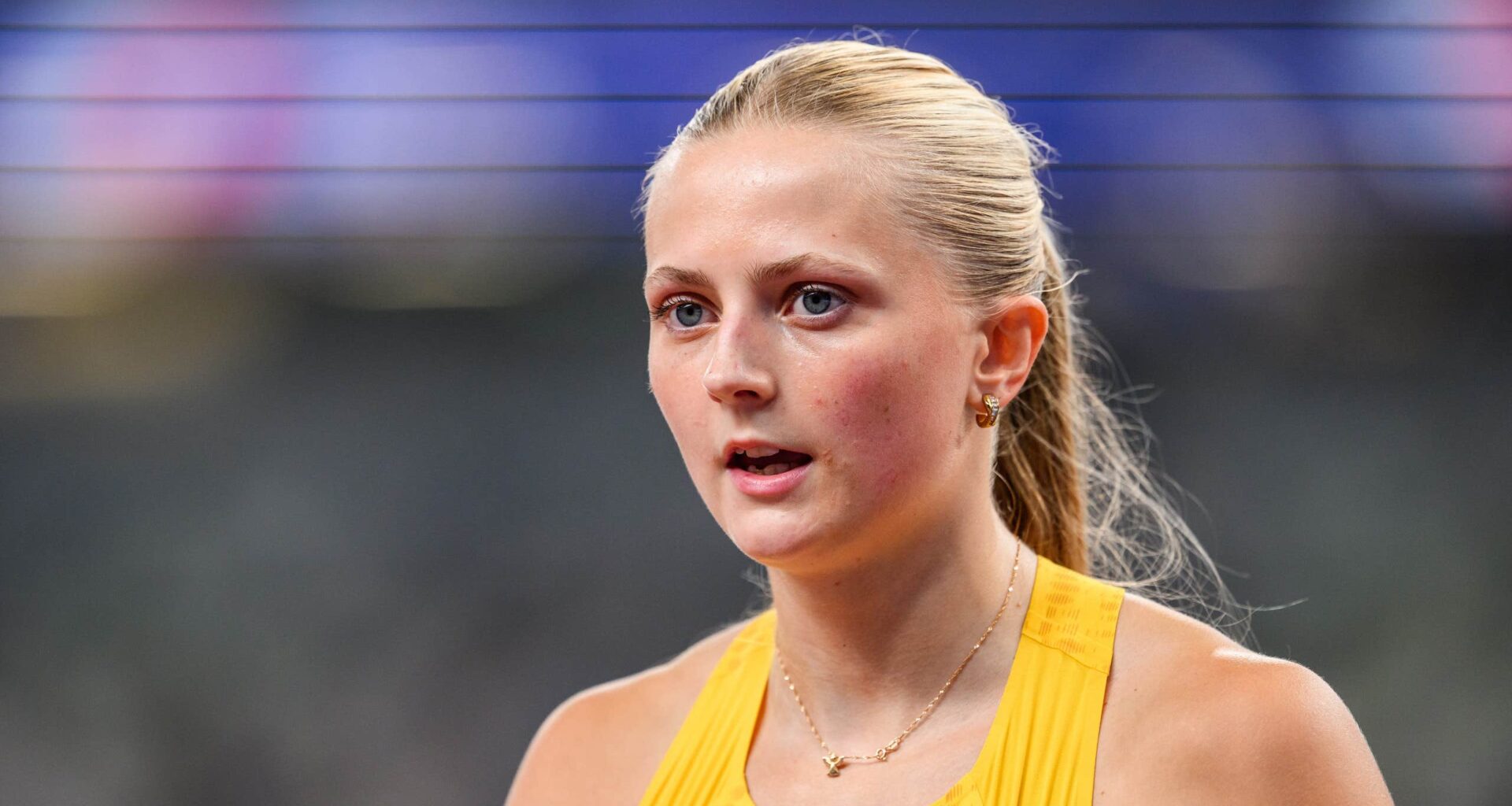 Svenska friidrottaren Nora Lindahl vill börja tävla för Finland