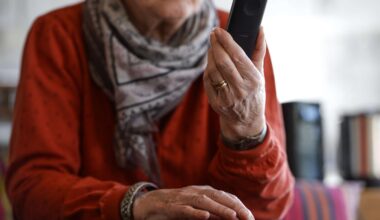 JUST NU: Flera äldre drabbade i hänsynslös bedrägerihärva: ”Tappat tilliten till allt” - VF