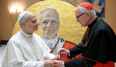 Mosaiken med påveporträttet till Paulusbasilikan presenterad för Leo XIV